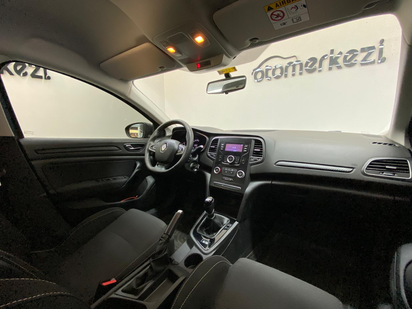 RENAULT MEGANE 17